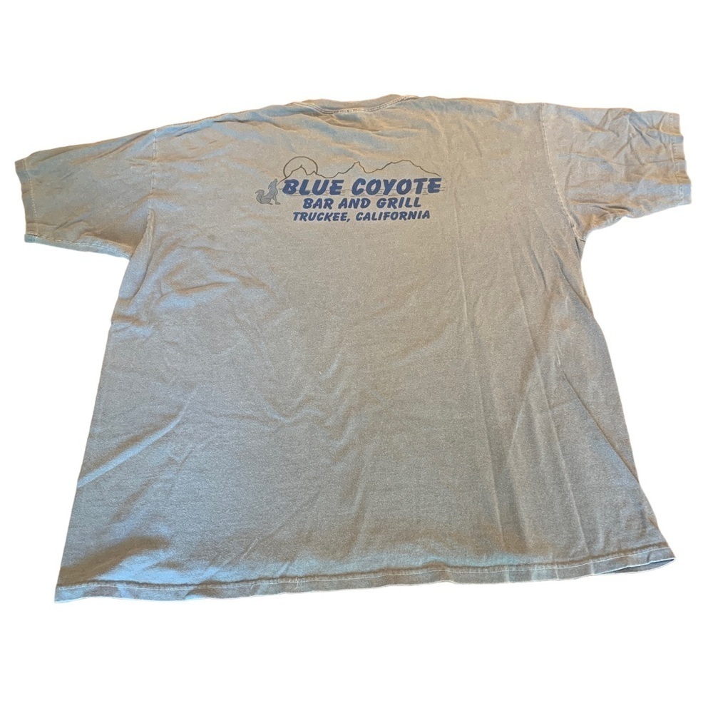 Men’s Blue Coyote Bar and Grill T-Shirt 2XL Authentic Pigment Short Sleeve